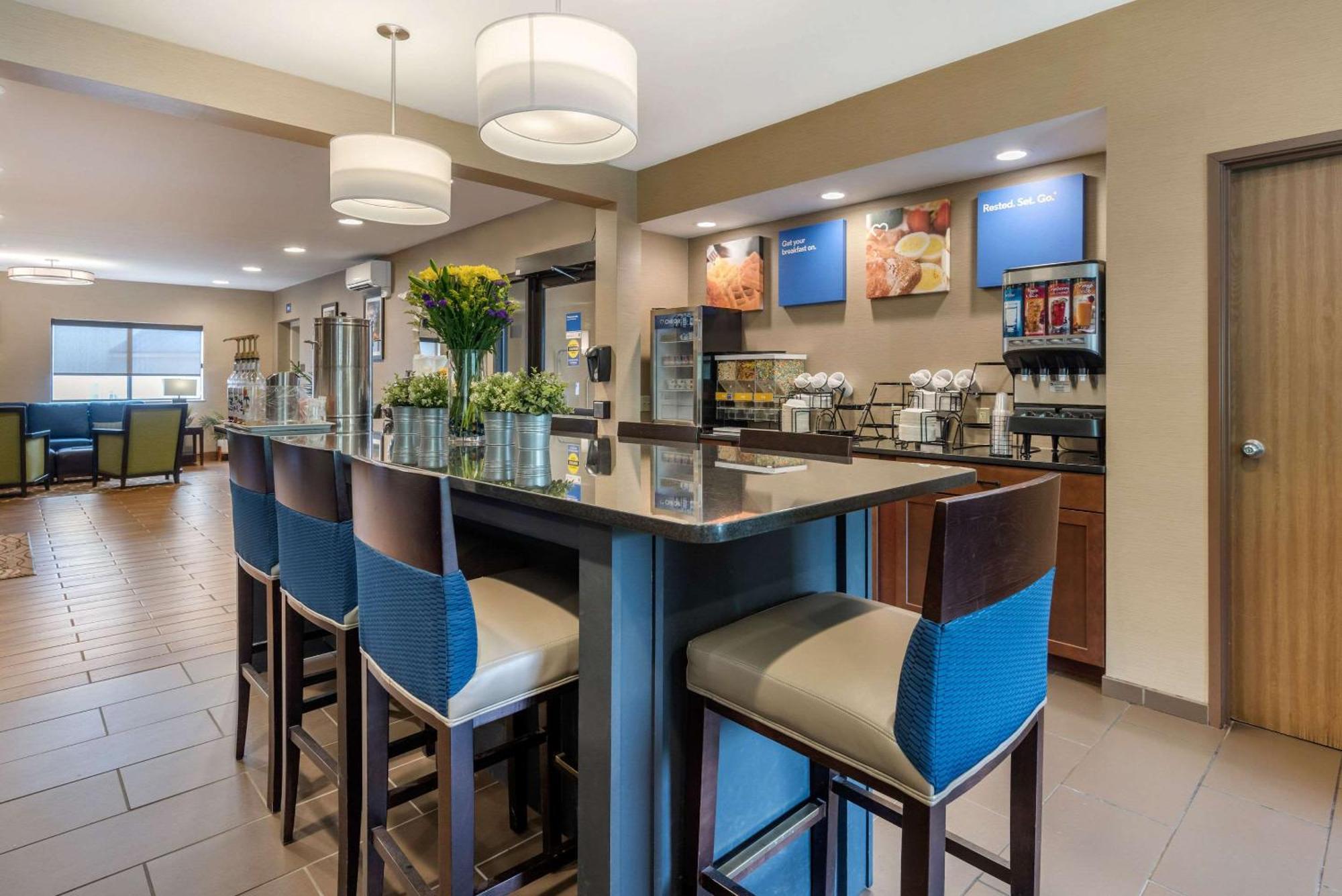 Comfort Inn Ellsworth - Bar Harbor Экстерьер фото